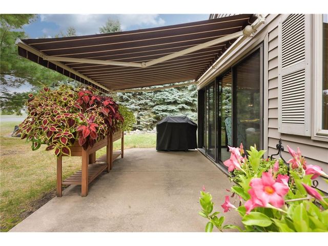 1913 Stone Creek, Hudson, WI 54016