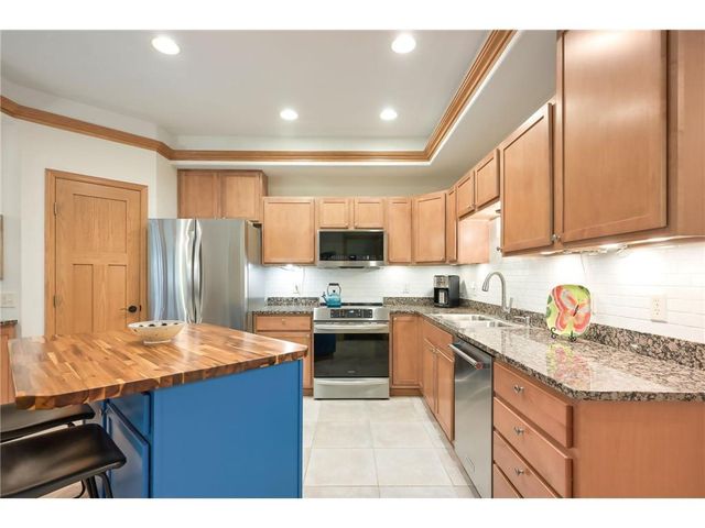 1913 Stone Creek, Hudson, WI 54016