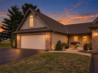 1913 Stone Creek, Hudson, WI 54016