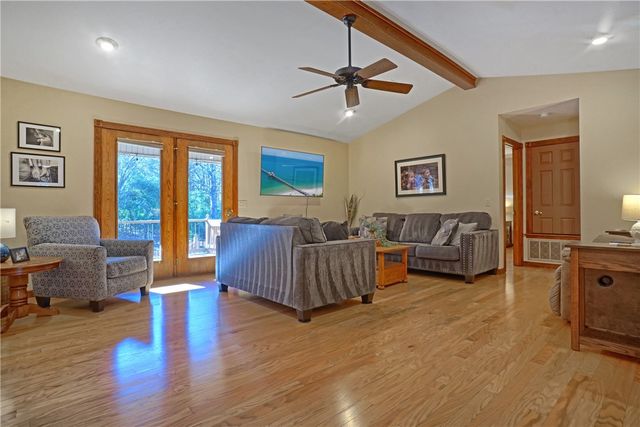 209 Hickory Hills Drive, Russellville, AR 72802