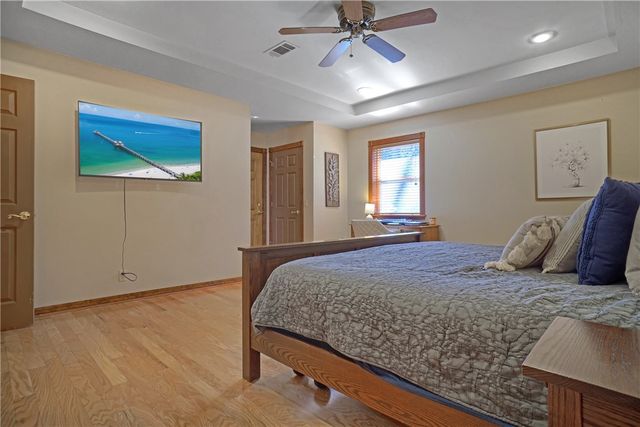 209 Hickory Hills Drive, Russellville, AR 72802