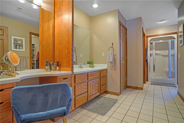 209 Hickory Hills Drive, Russellville, AR 72802