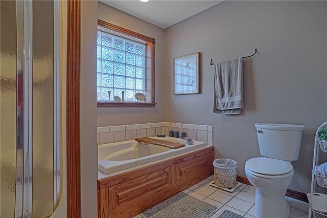 209 Hickory Hills Drive, Russellville, AR 72802