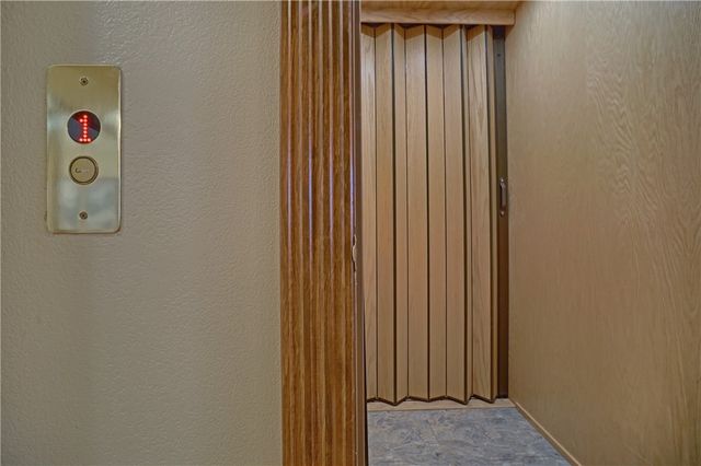 209 Hickory Hills Drive, Russellville, AR 72802