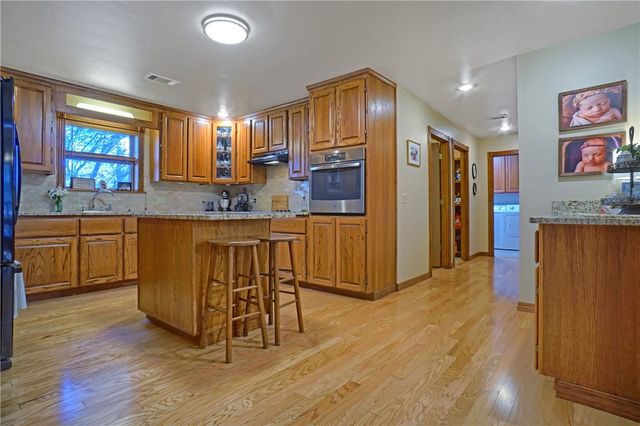 209 Hickory Hills Drive, Russellville, AR 72802