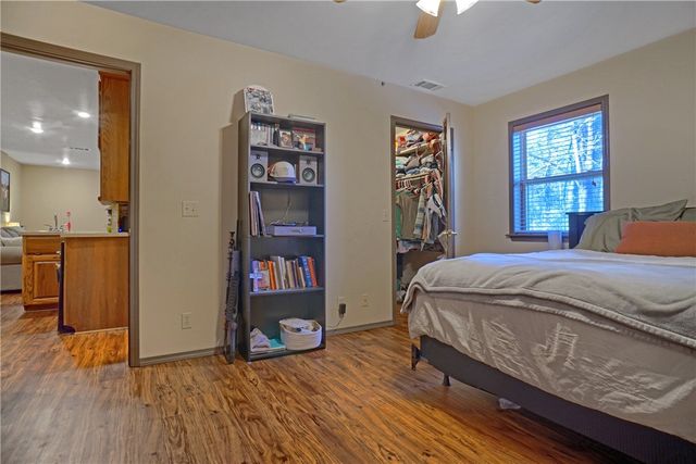 209 Hickory Hills Drive, Russellville, AR 72802