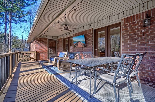 209 Hickory Hills Drive, Russellville, AR 72802