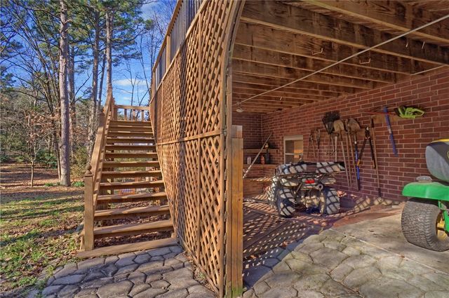 209 Hickory Hills Drive, Russellville, AR 72802