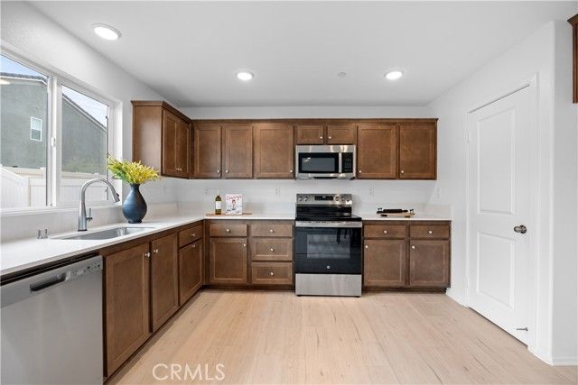 2168 REDWOOD Lane, Banning, CA 92220