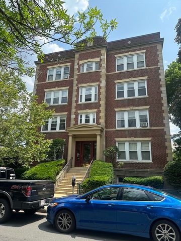 38 Day 41, Somerville, MA 02144