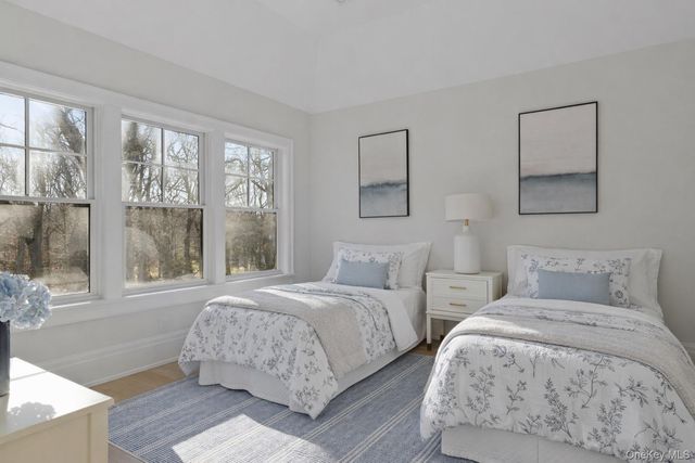 2590 Cox Neck Road, Mattituck, NY 11952