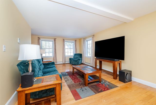 82 Ebony Drive, Rochester, NH 03867