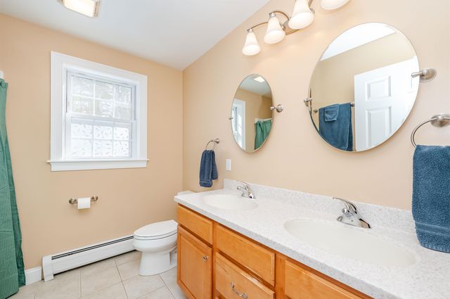 82 Ebony Drive, Rochester, NH 03867