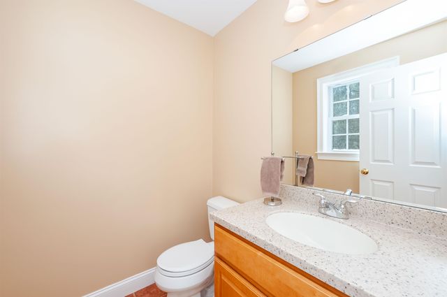 82 Ebony Drive, Rochester, NH 03867