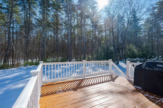 82 Ebony Drive, Rochester, NH 03867