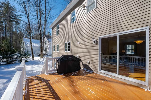 82 Ebony Drive, Rochester, NH 03867