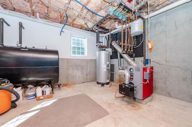 82 Ebony Drive, Rochester, NH 03867