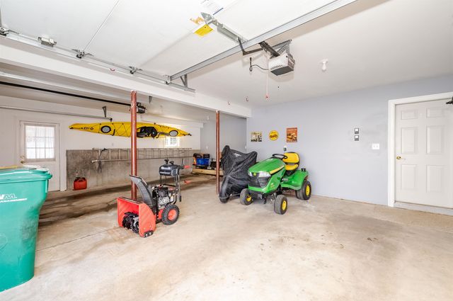 82 Ebony Drive, Rochester, NH 03867