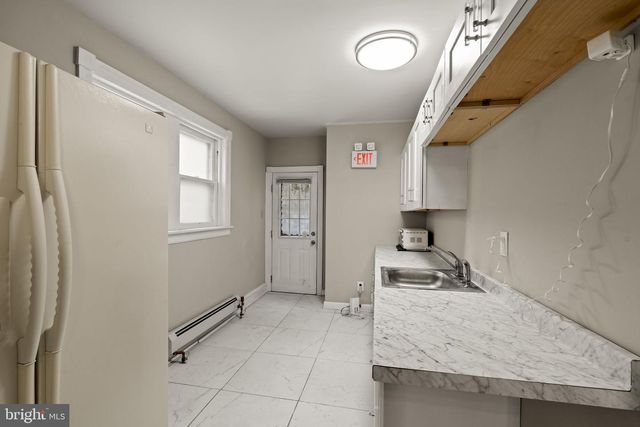 609 WHITE HORSE PIKE, Haddon Township, NJ 08107