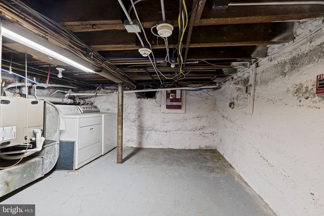 609 WHITE HORSE PIKE, Haddon Township, NJ 08107