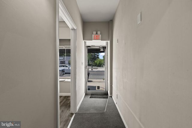 609 WHITE HORSE PIKE, Haddon Township, NJ 08107