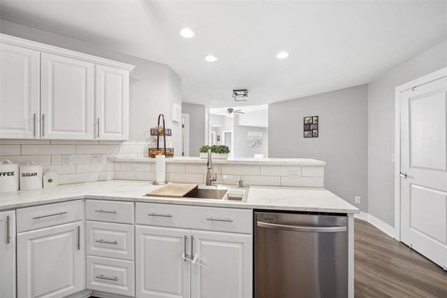 10120 Meredith Drive 9, Urbandale, IA 50322