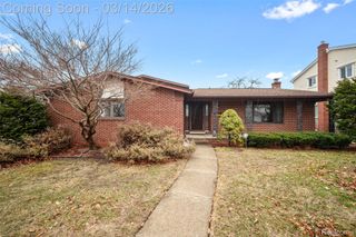 14176 Hubbard Street, Livonia, MI 48154