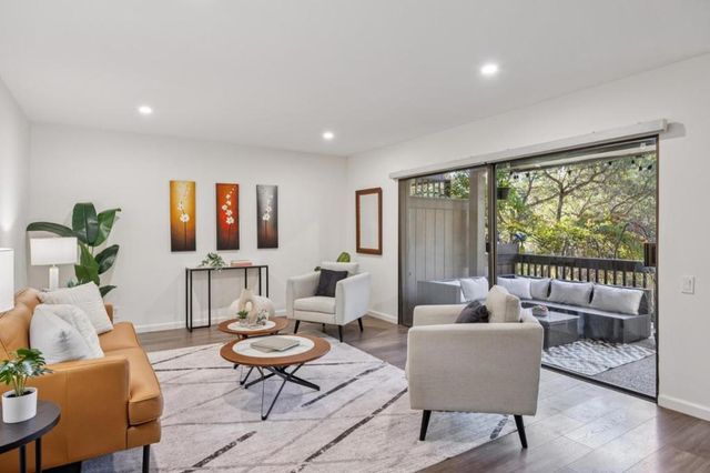 3350 La Mesa Drive 4, San Carlos, CA 94070