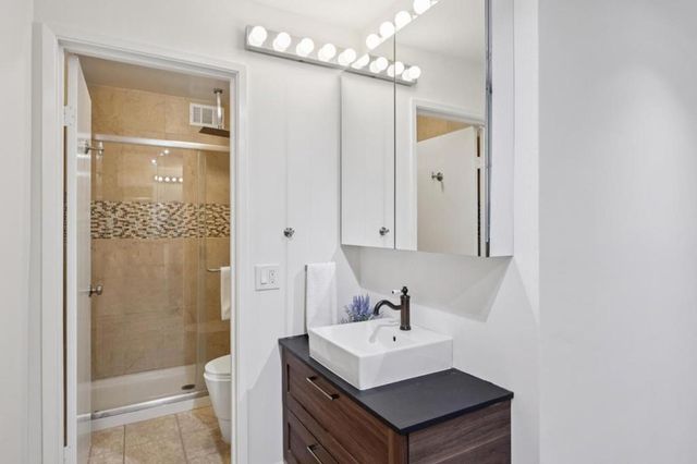 3350 La Mesa Drive 4, San Carlos, CA 94070