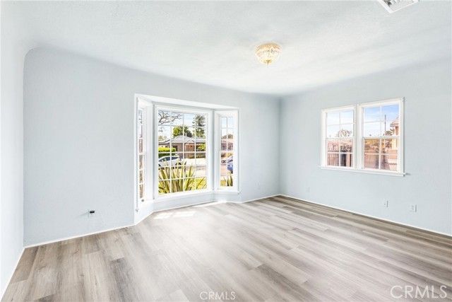 9232 S 7th Avenue, Inglewood, CA 90305