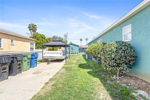 9232 S 7th Avenue, Inglewood, CA 90305