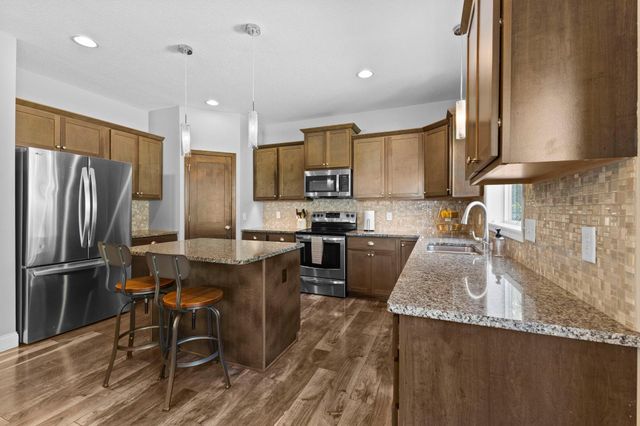 9597 198th Street W, Lakeville, MN 55044