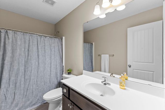 9597 198th Street W, Lakeville, MN 55044