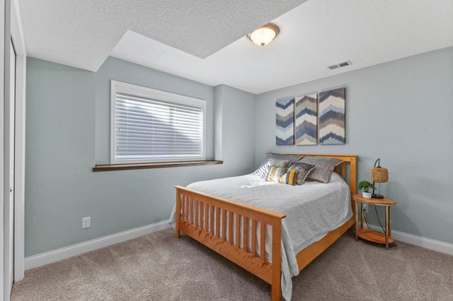 9597 198th Street W, Lakeville, MN 55044