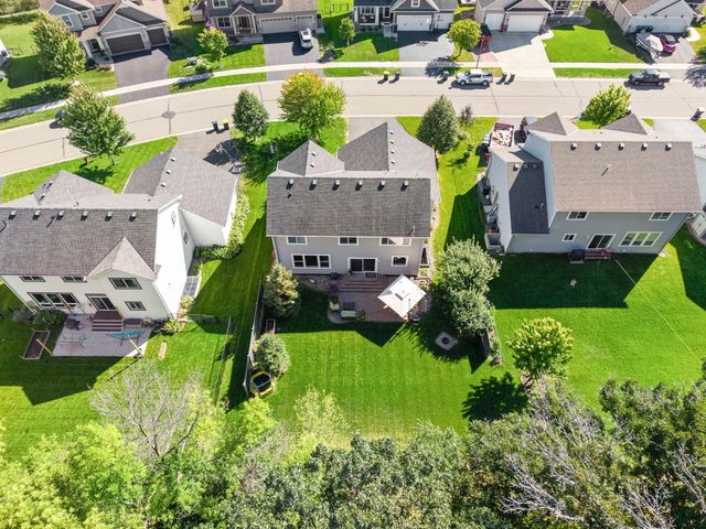 9597 198th Street W, Lakeville, MN 55044