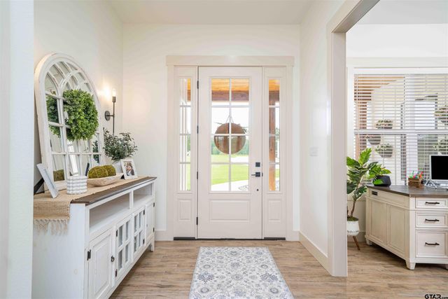 379 Private Road 2367, Mount Pleasant, TX 75455