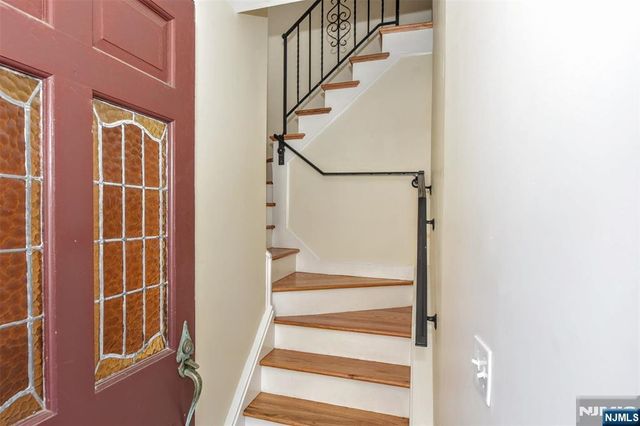 175 Center Avenue 2nd Floor, Westwood, NJ 07675