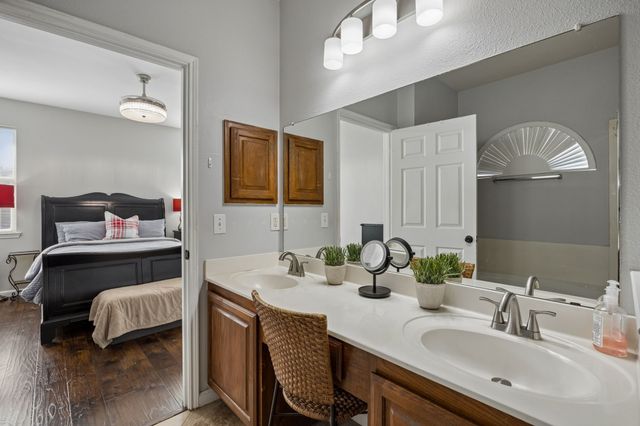 2808 Hudson Crossing, Mckinney, TX 75072