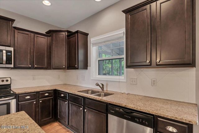 3015 Dana Lane, Aberdeen, NC 28315