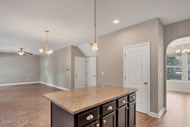 3015 Dana Lane, Aberdeen, NC 28315