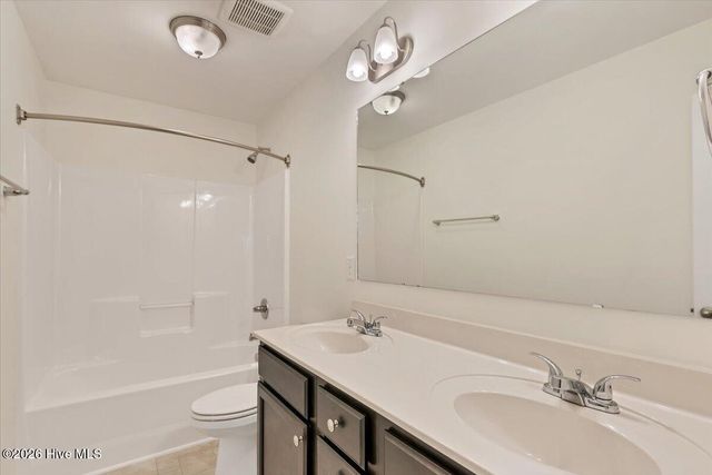 3015 Dana Lane, Aberdeen, NC 28315