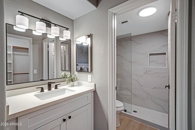 1825 W RAY Road 2070, Chandler, AZ 85224