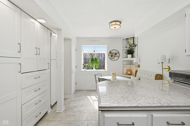 6707 Shore Island Drive, Indianapolis, IN 46220