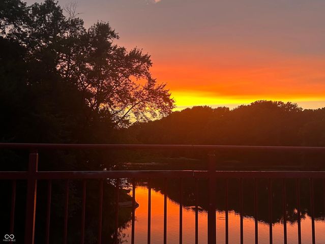 6707 Shore Island Drive, Indianapolis, IN 46220