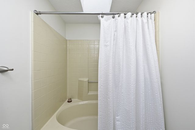 6707 Shore Island Drive, Indianapolis, IN 46220