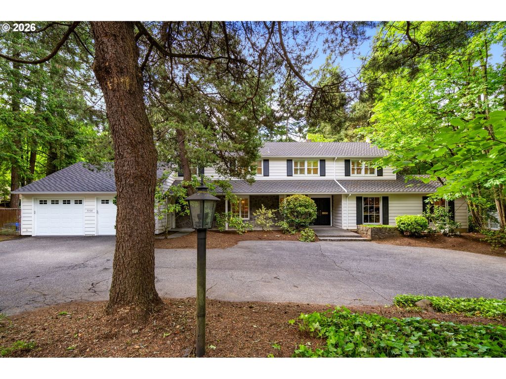 3000 WESTVIEW Ct, Lake Oswego, OR 97034