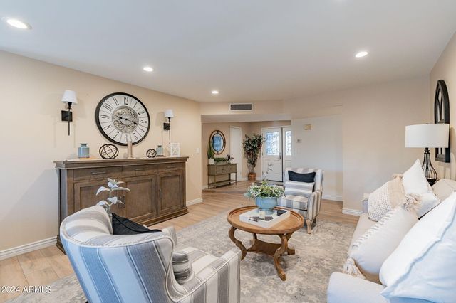 4021 S HOLBROOK Lane, Tempe, AZ 85282