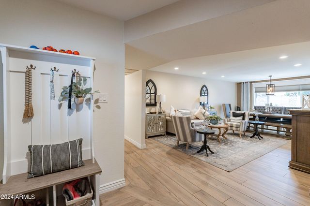 4021 S HOLBROOK Lane, Tempe, AZ 85282