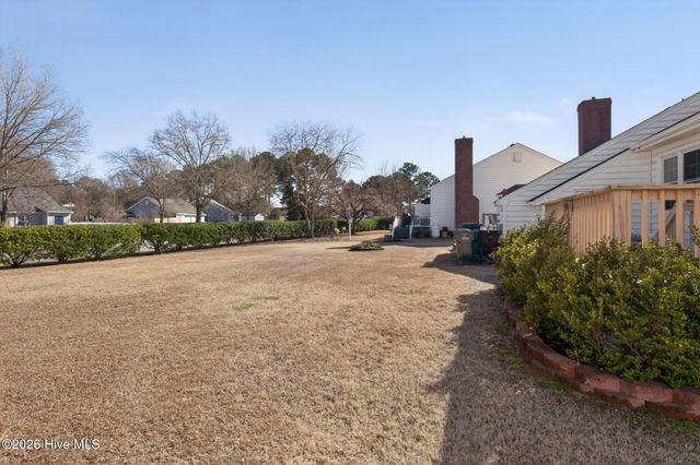 2400 8 A Bradford Drive N, Wilson, NC 27896