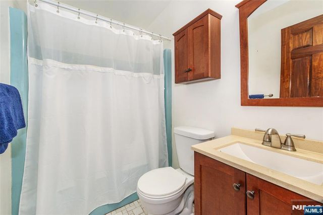 69 Alder Terrace, Sussex, NJ 07461